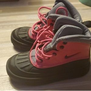Kids shoes